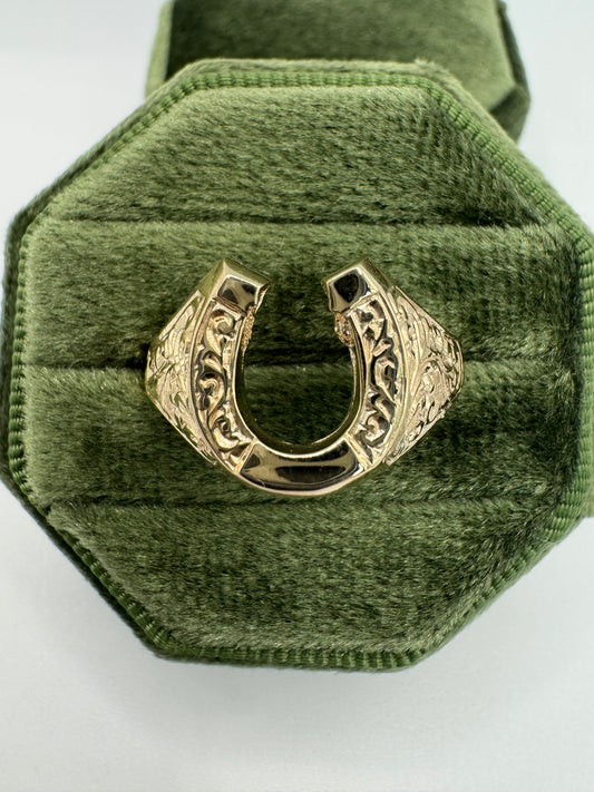 9ct gold horseshoe ring