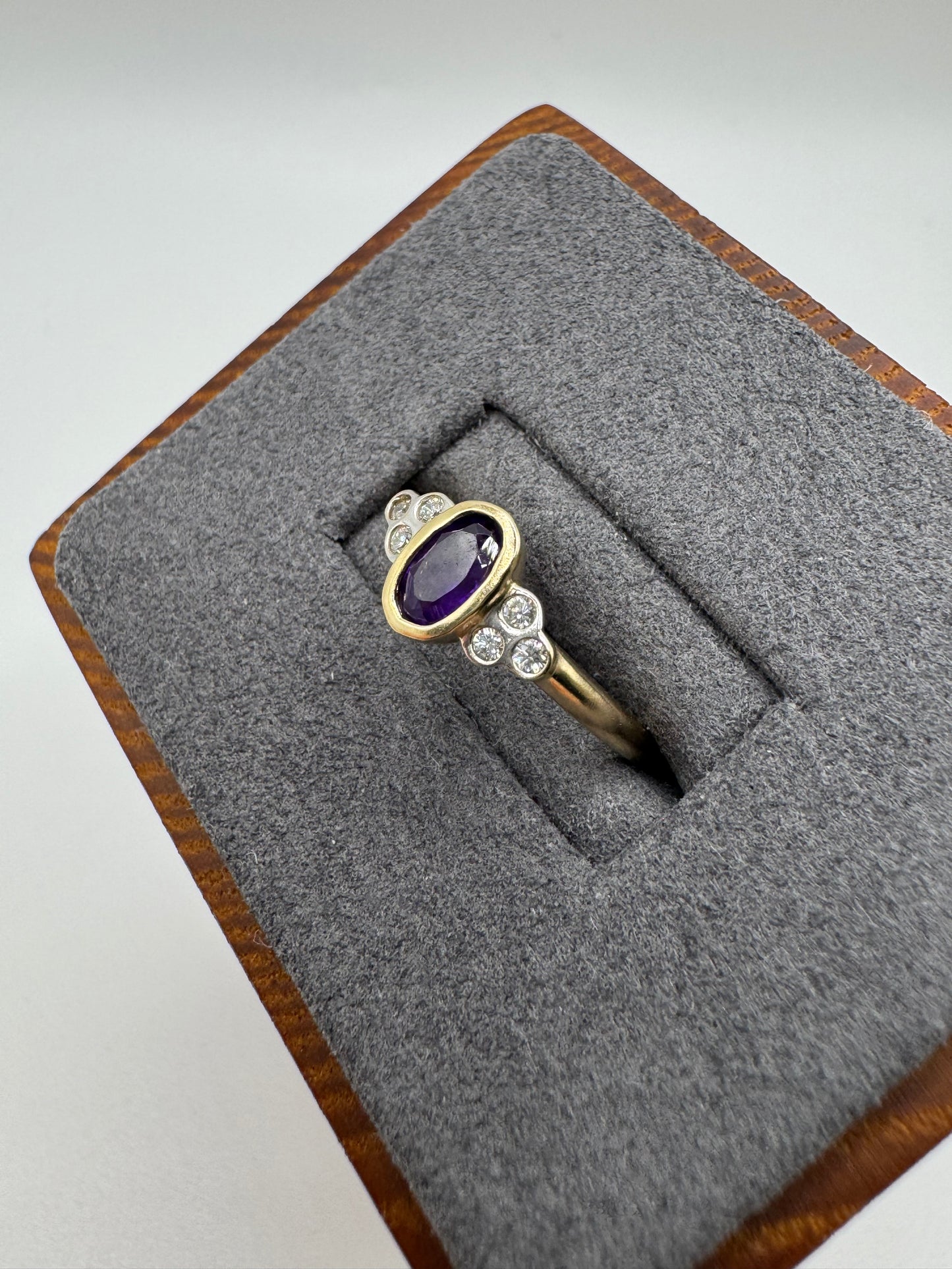 9ct gold amethyst and diamond ring