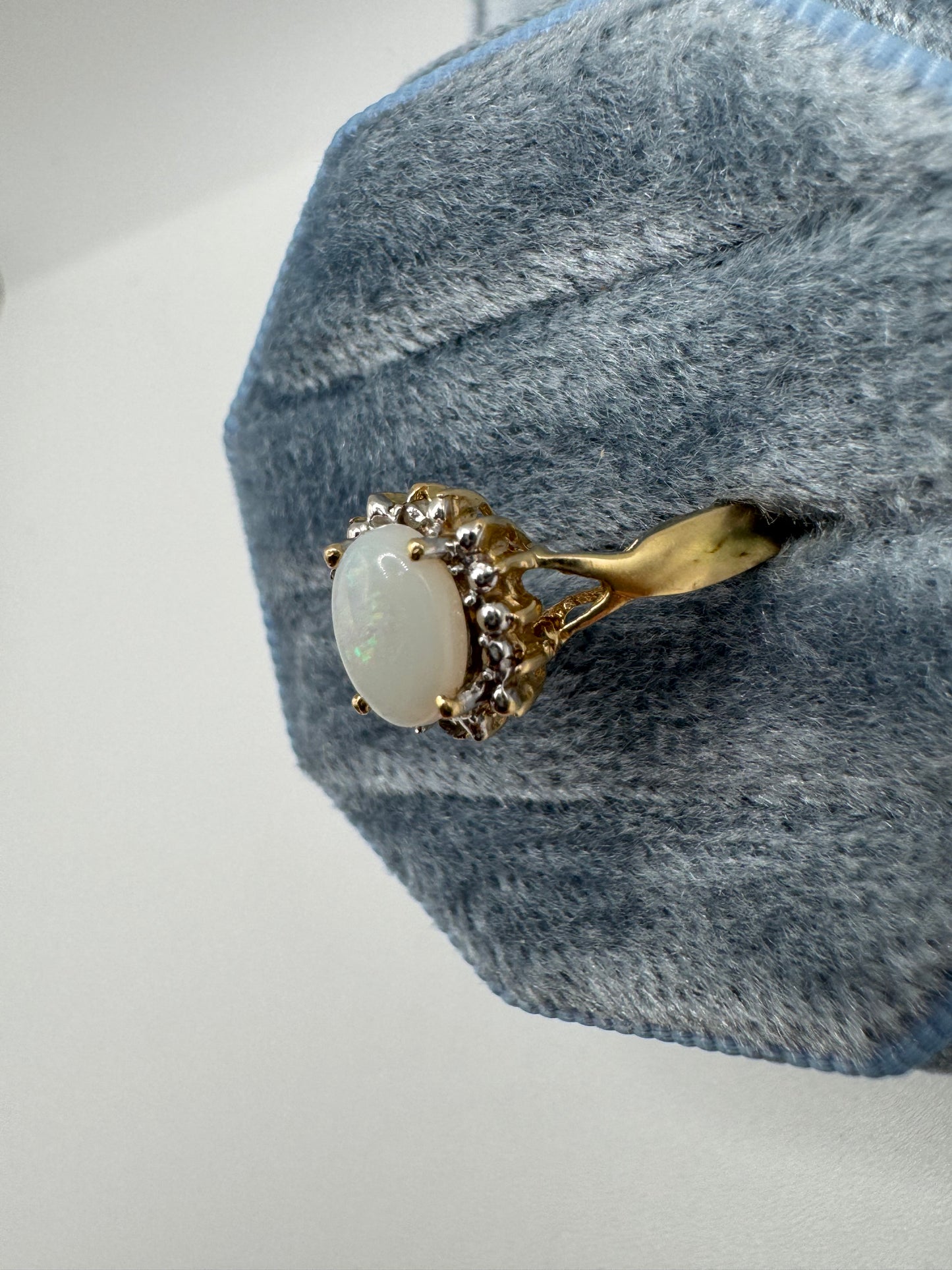 9ct gold opal and diamond ring
