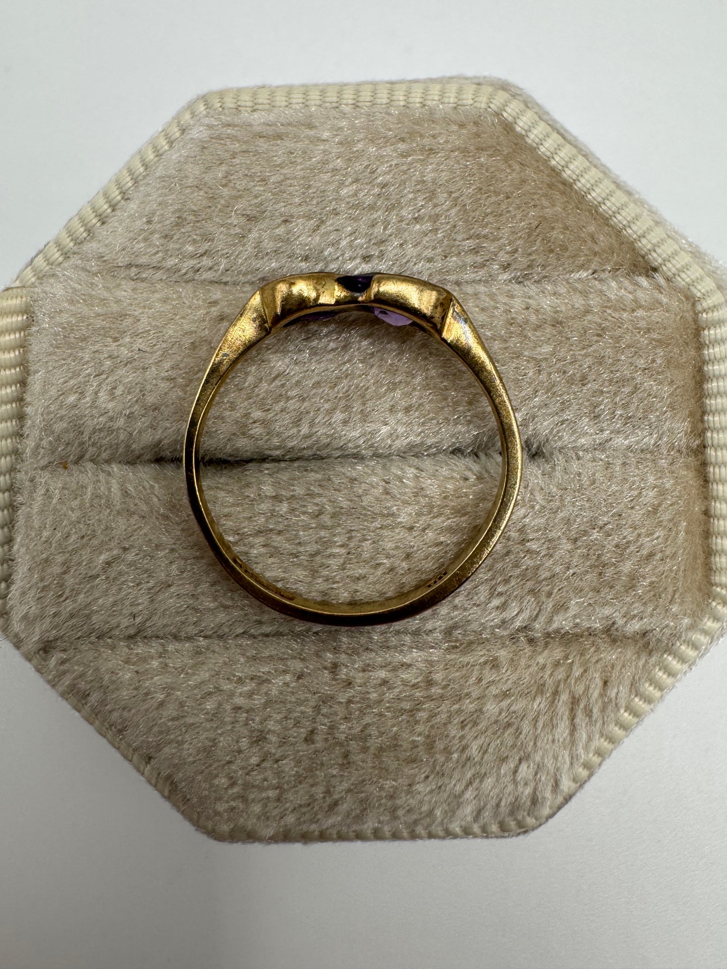 9ct gold amethyst ring