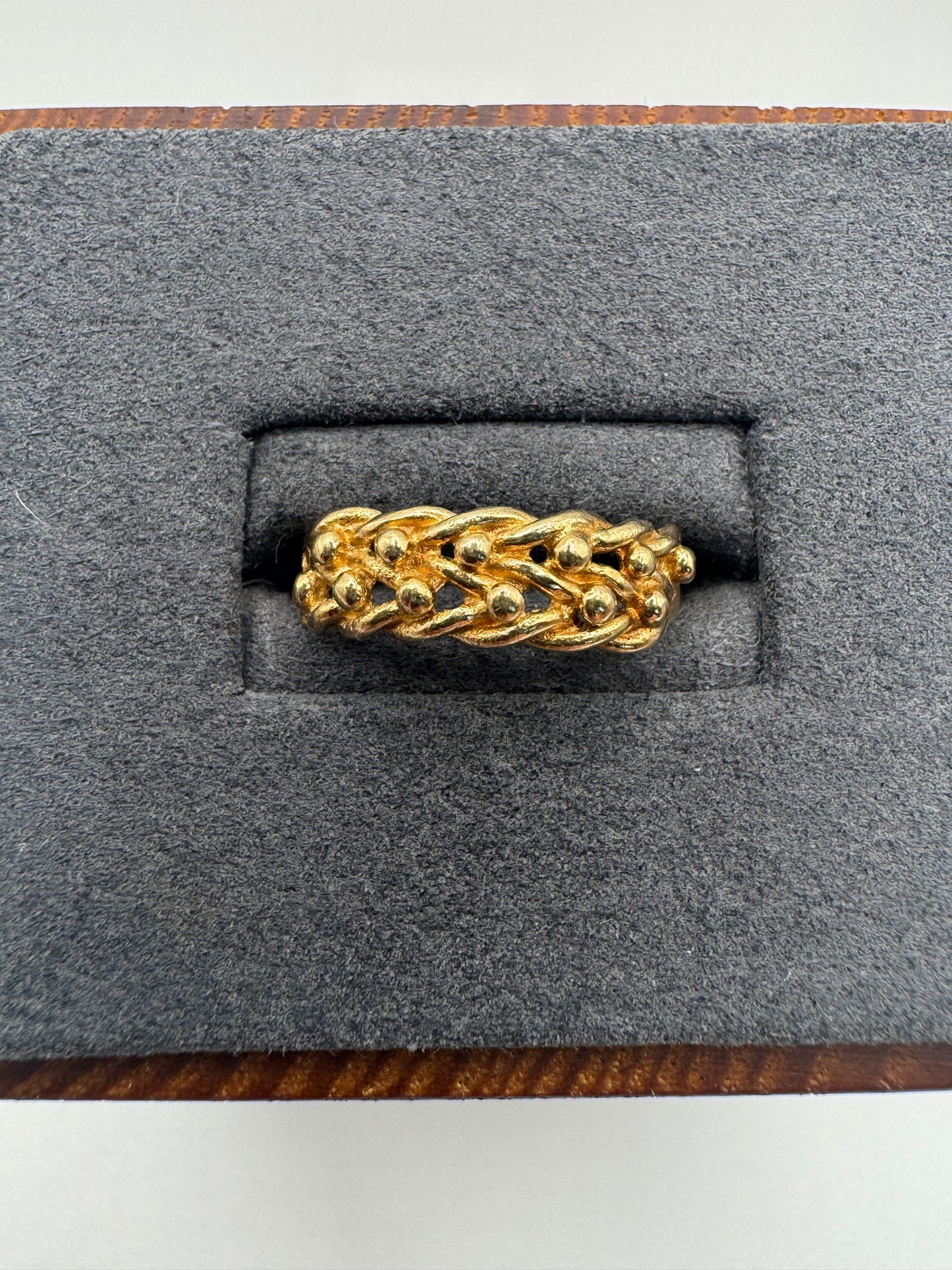 9ct gold keepers ring