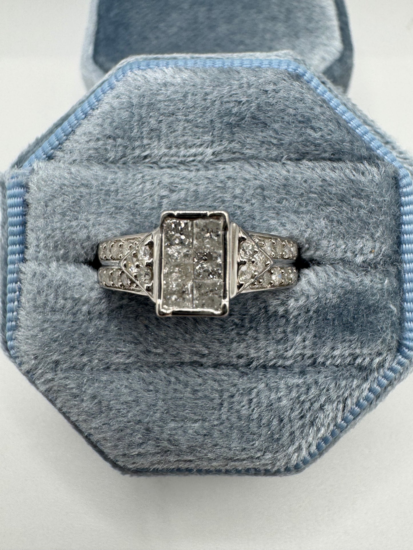 9ct white gold diamond cluster ring