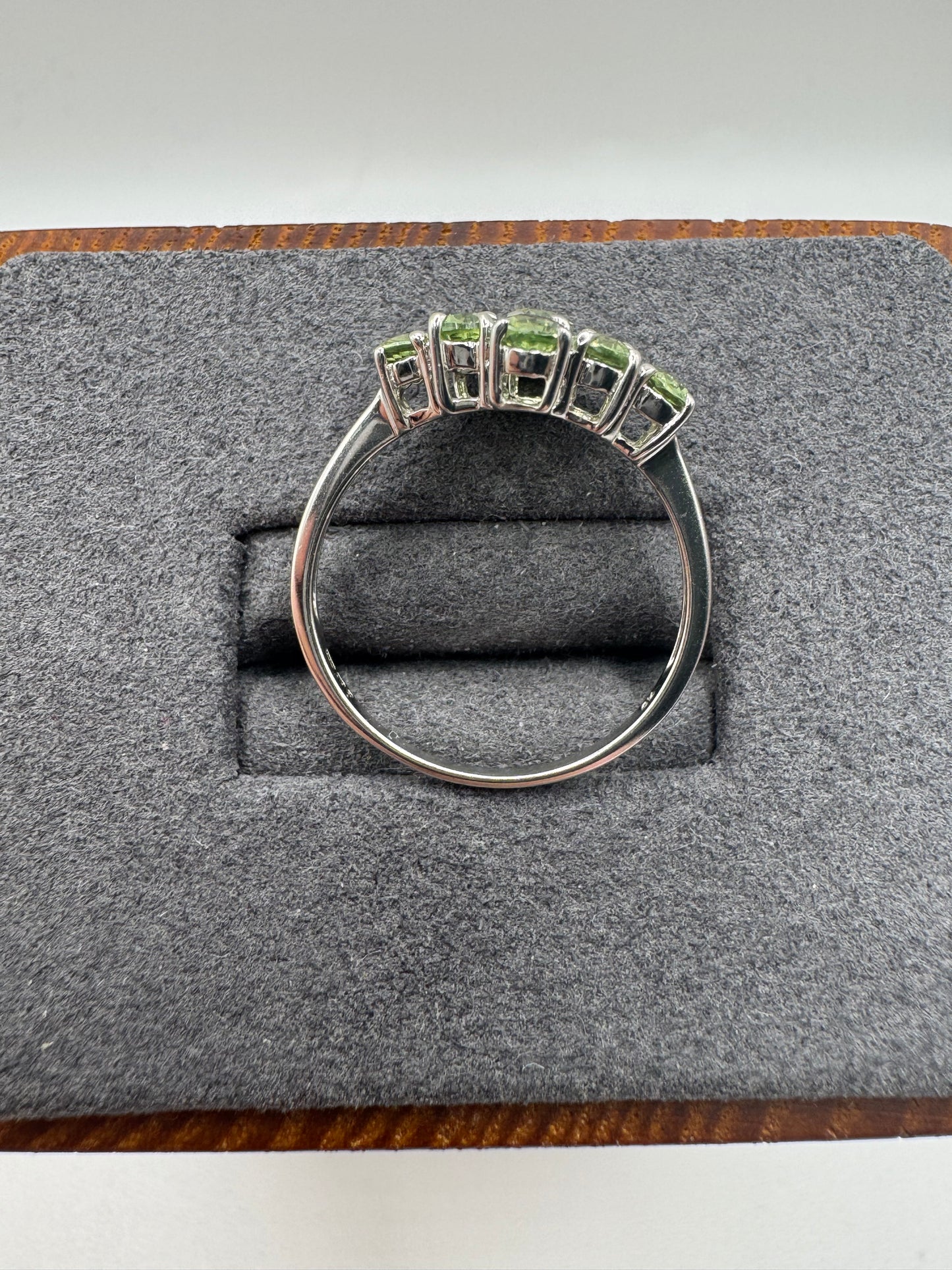 9ct white gold green sapphire cluster ring