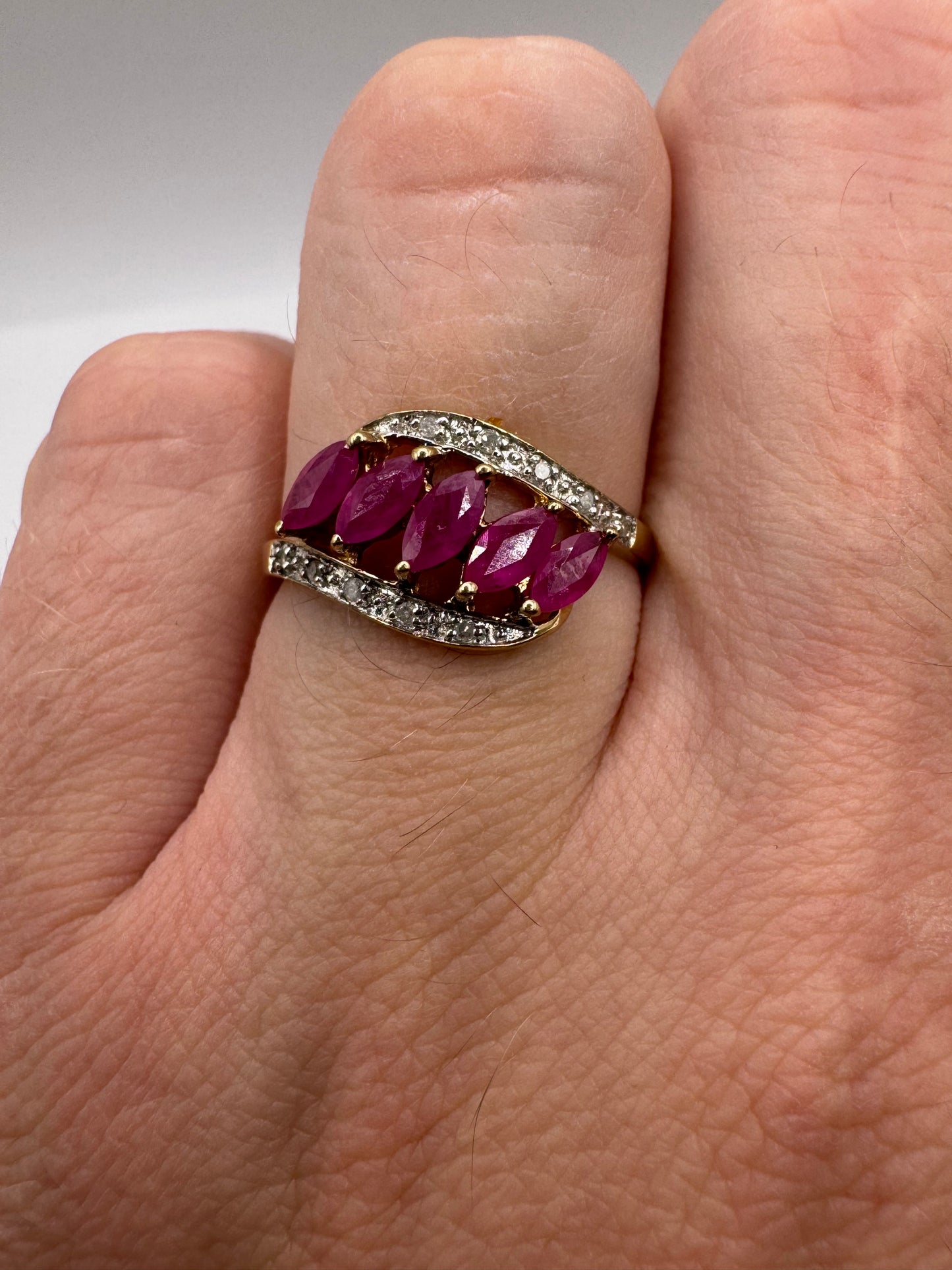 9ct gold ruby and diamond ring