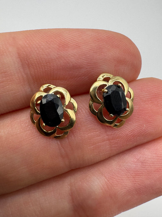 9ct gold sapphire earrings