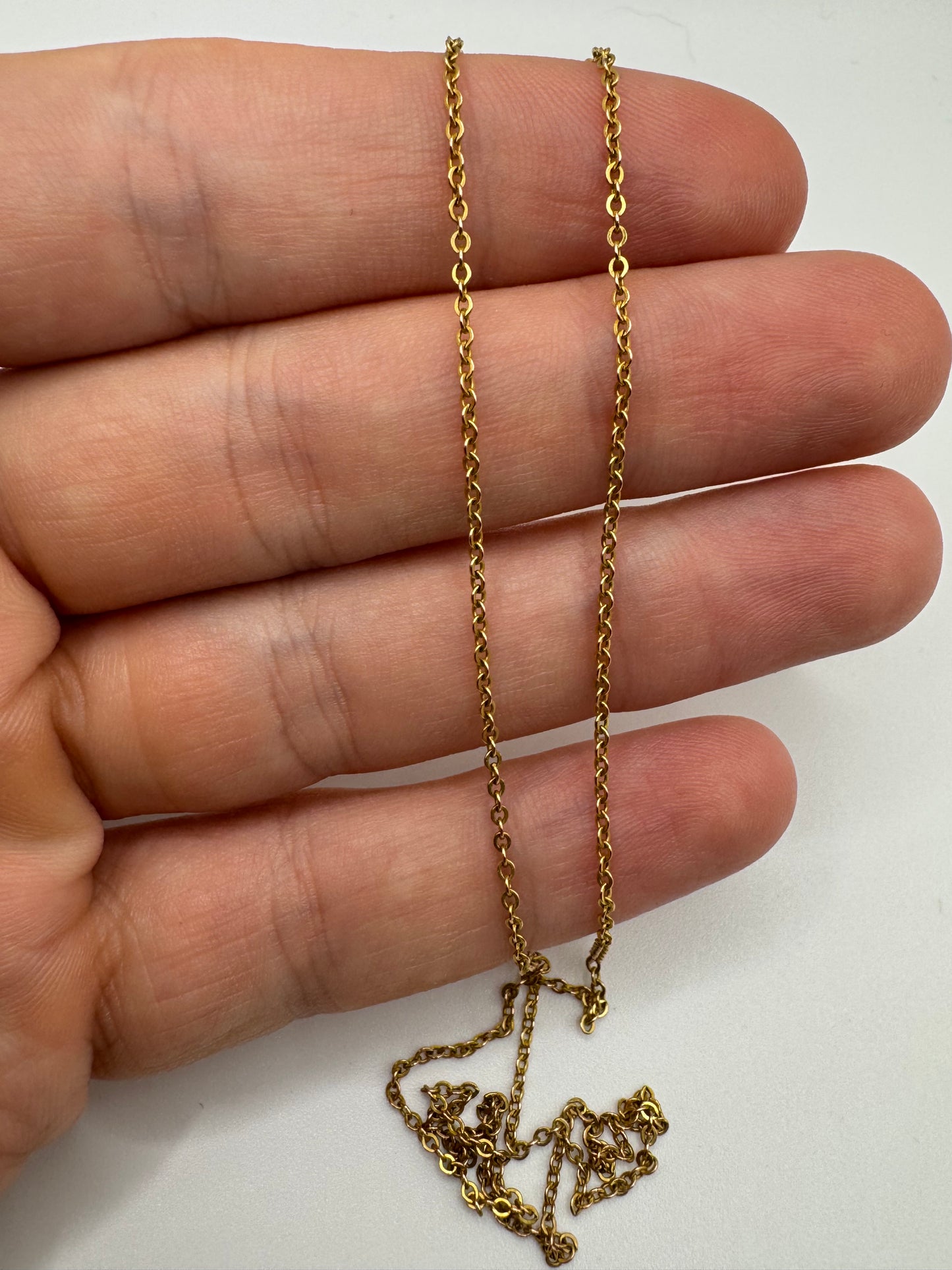 9ct gold chain 9 (16.5”)
