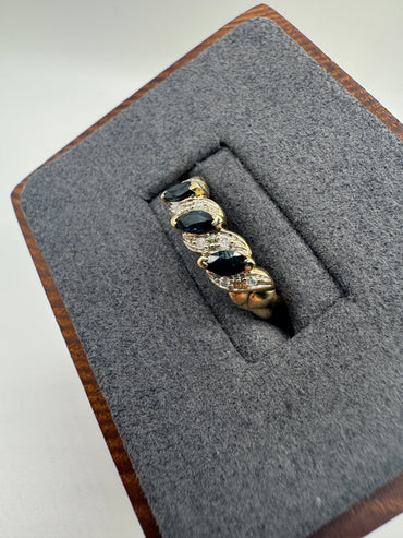 9ct gold sapphire and diamond ring