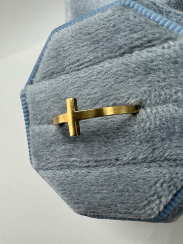 9ct gold cross ring
