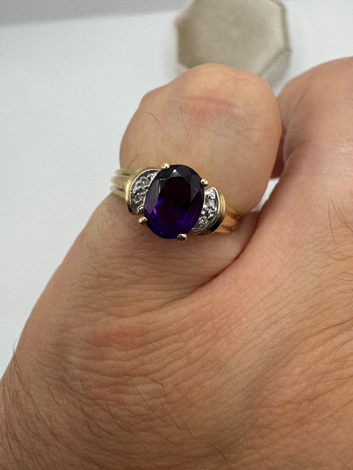 9ct gold amethyst and diamond ring