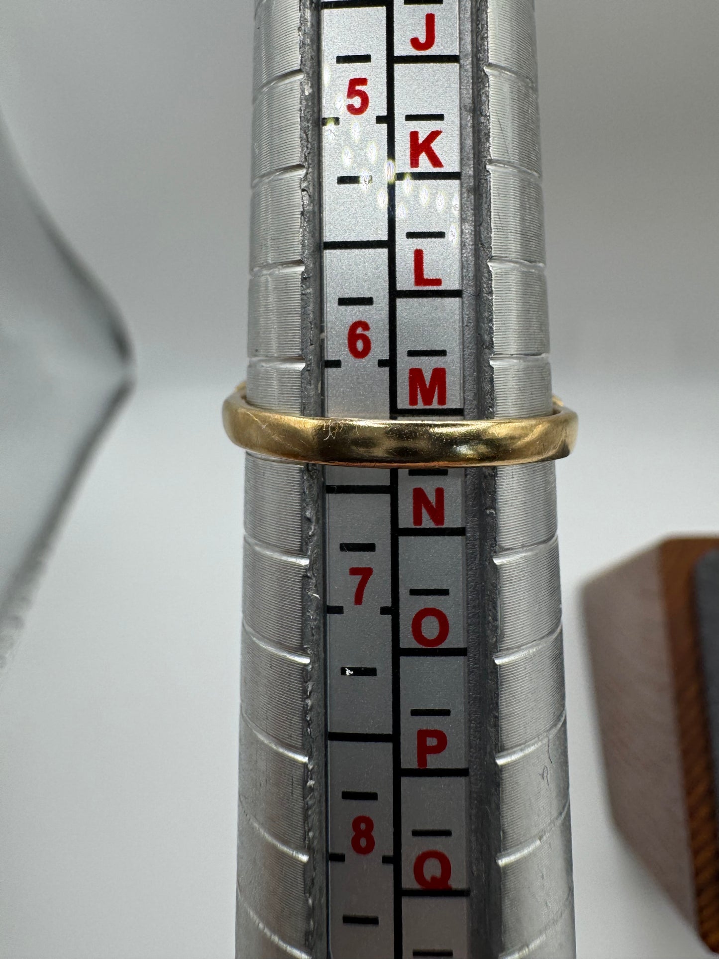 9ct gold opal and sapphire ring