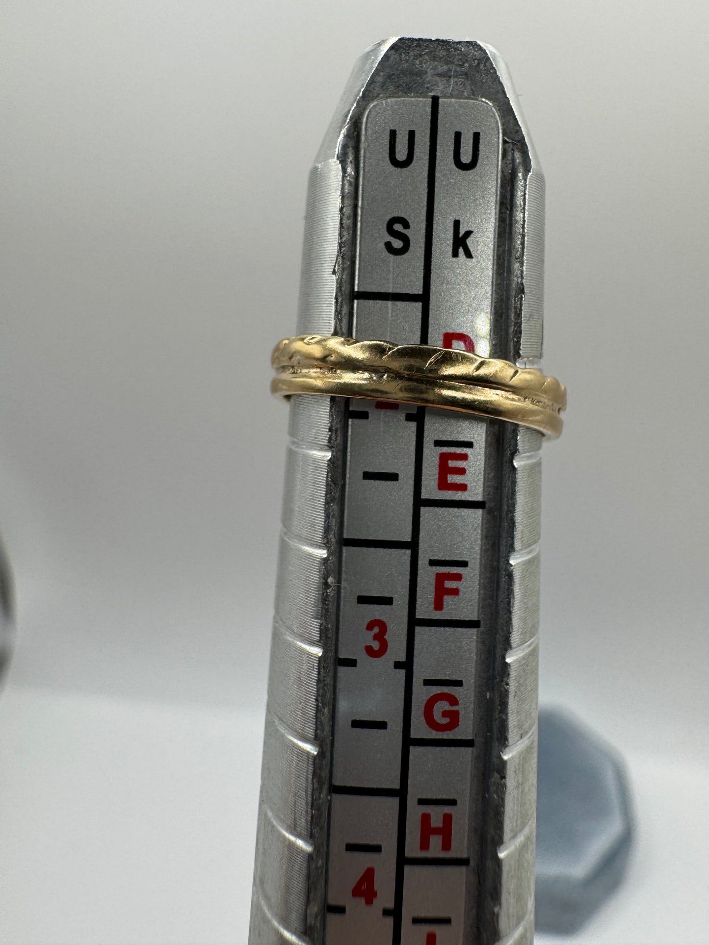 9ct gold knot ring