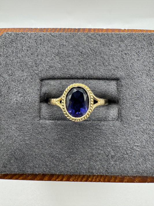 9ct gold iolite ring