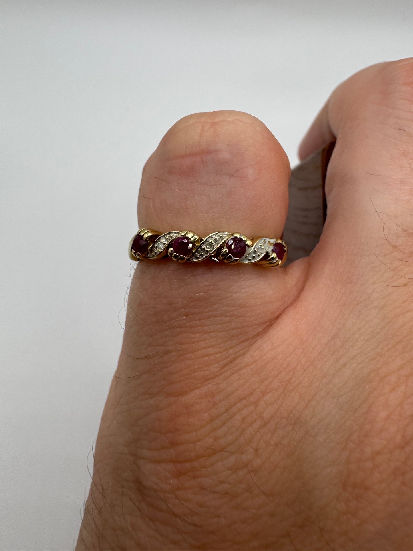 9ct gold ruby and diamond ring