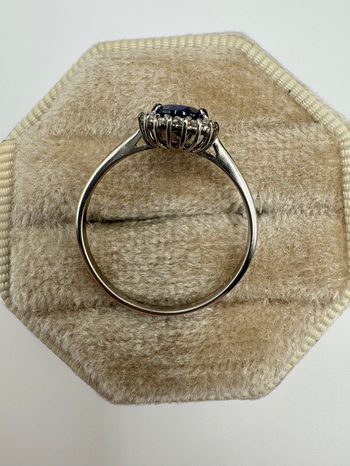 9ct white gold kyanite and zircon ring