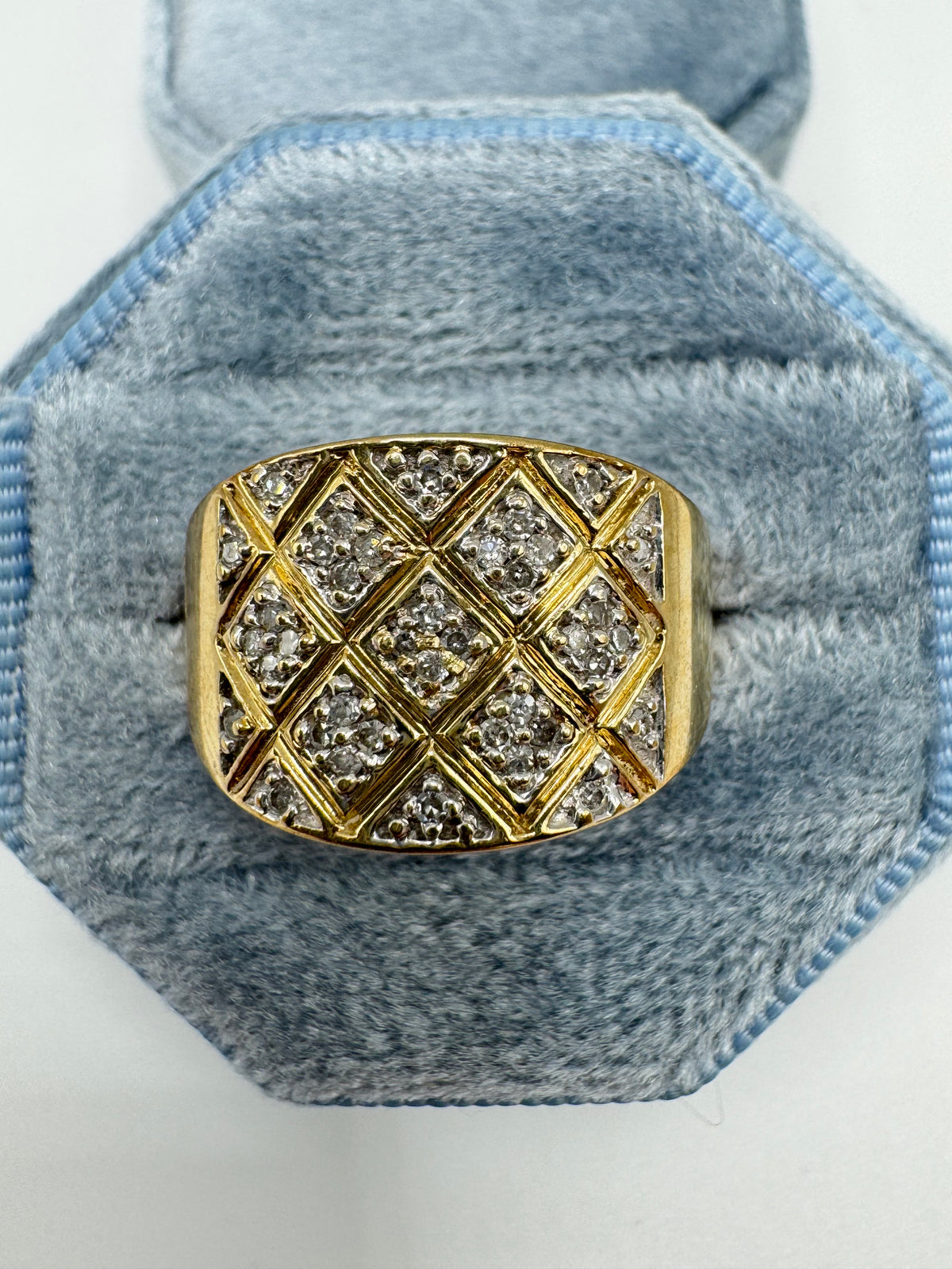 9ct gold diamond ring