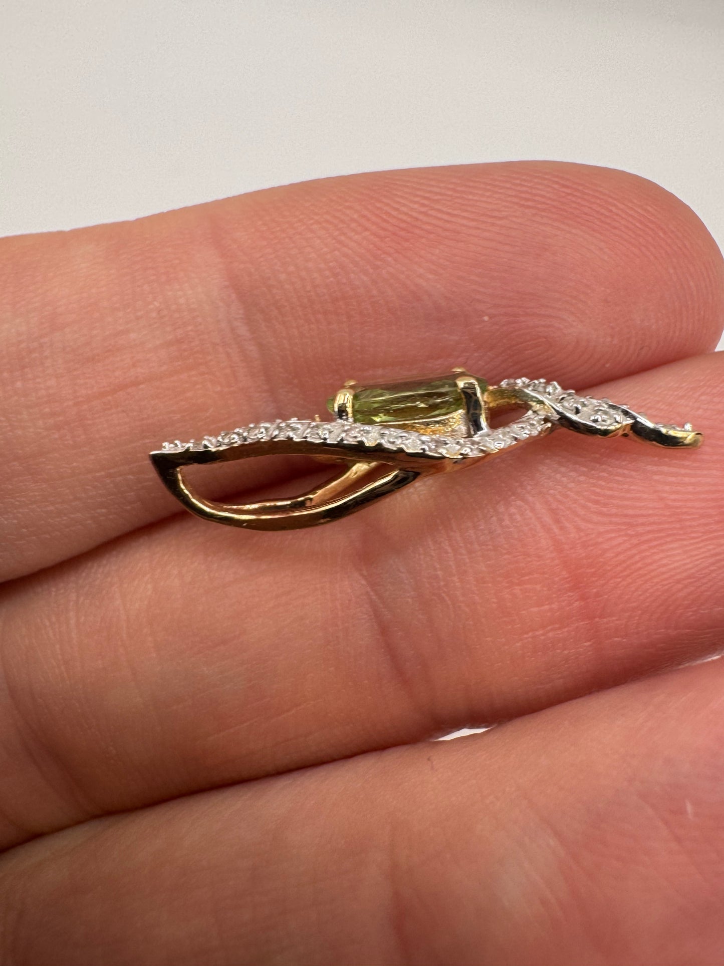 9ct gold tourmaline and diamond pendant