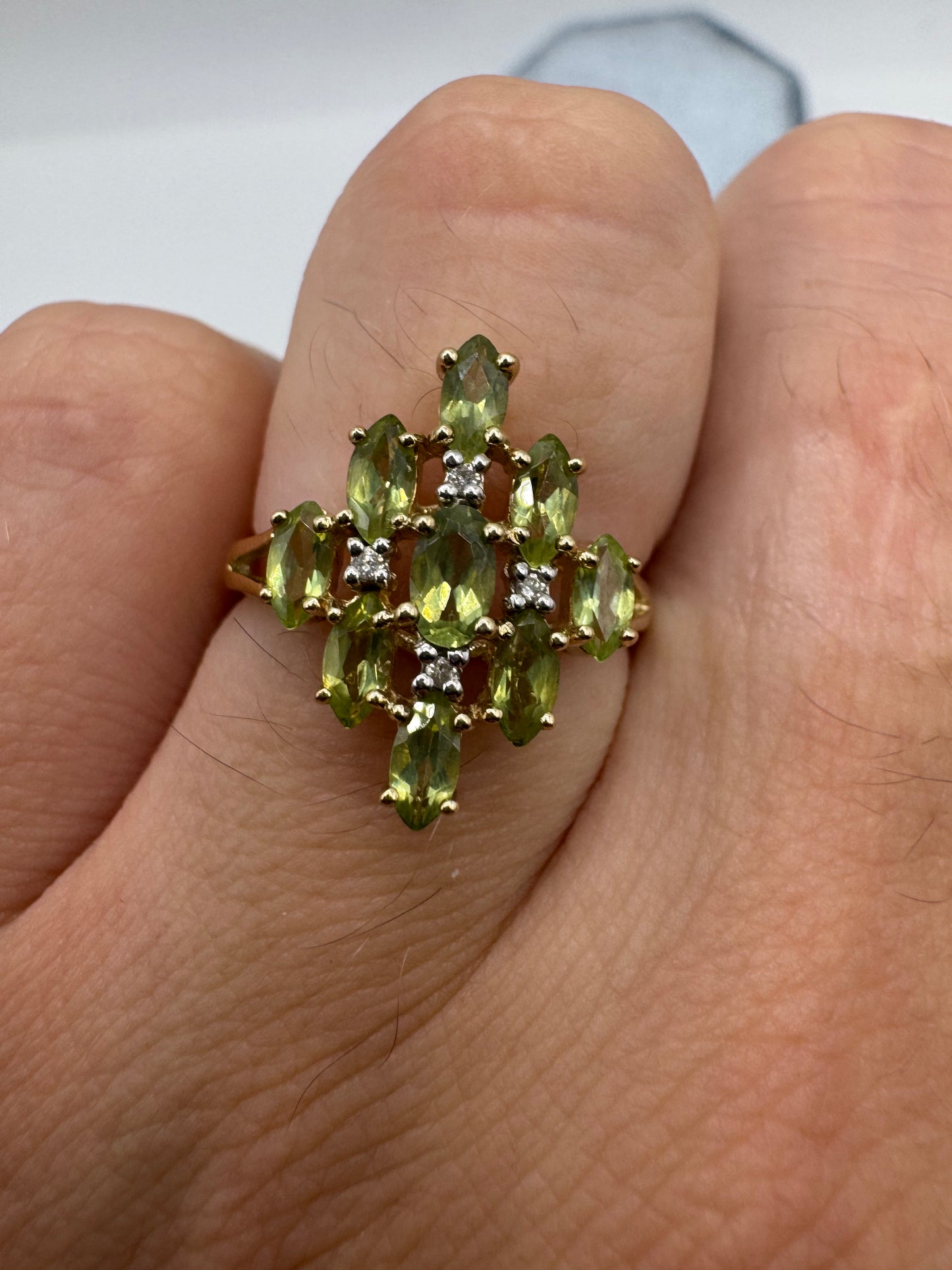 9ct gold quartz and diamond ring