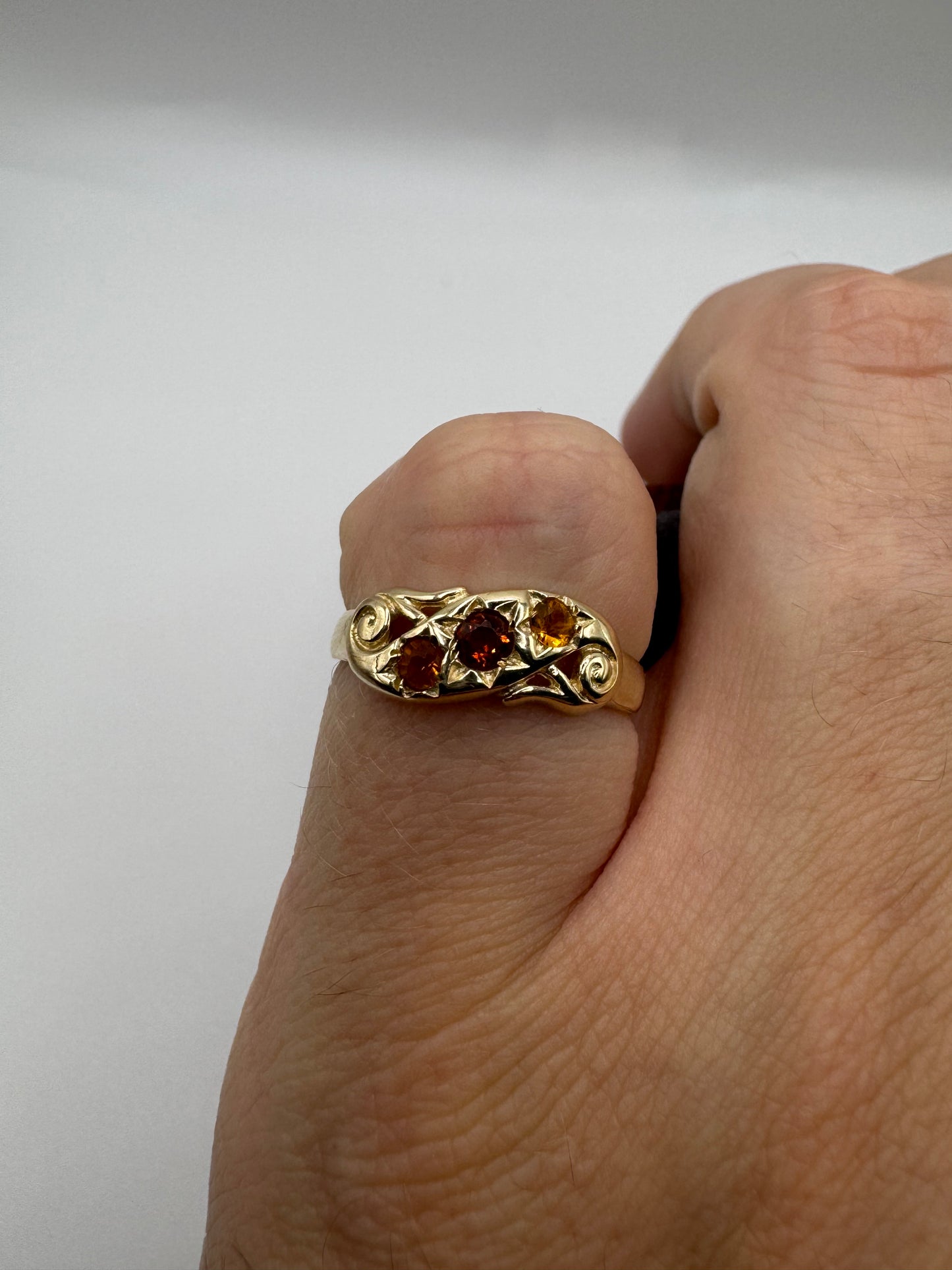9ct gold citrine gypsy ring