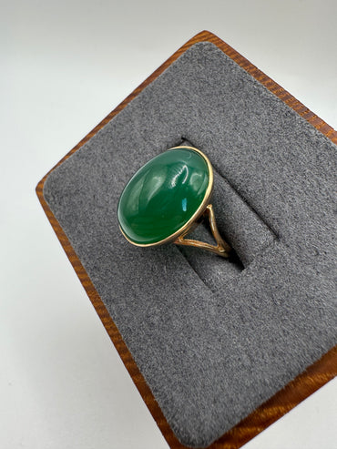 9ct gold jade signet ring
