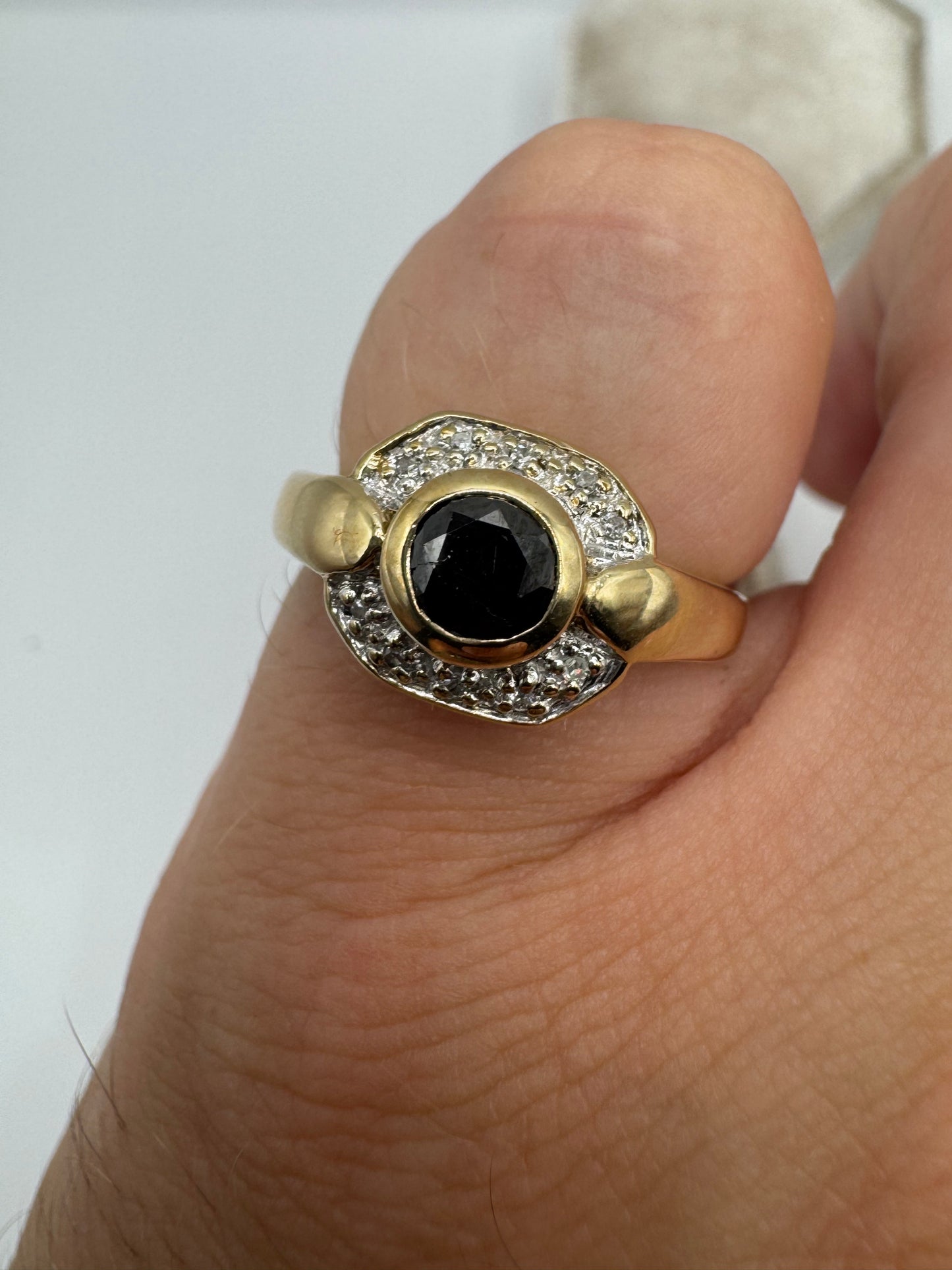 9ct gold black and white diamond cluster ring