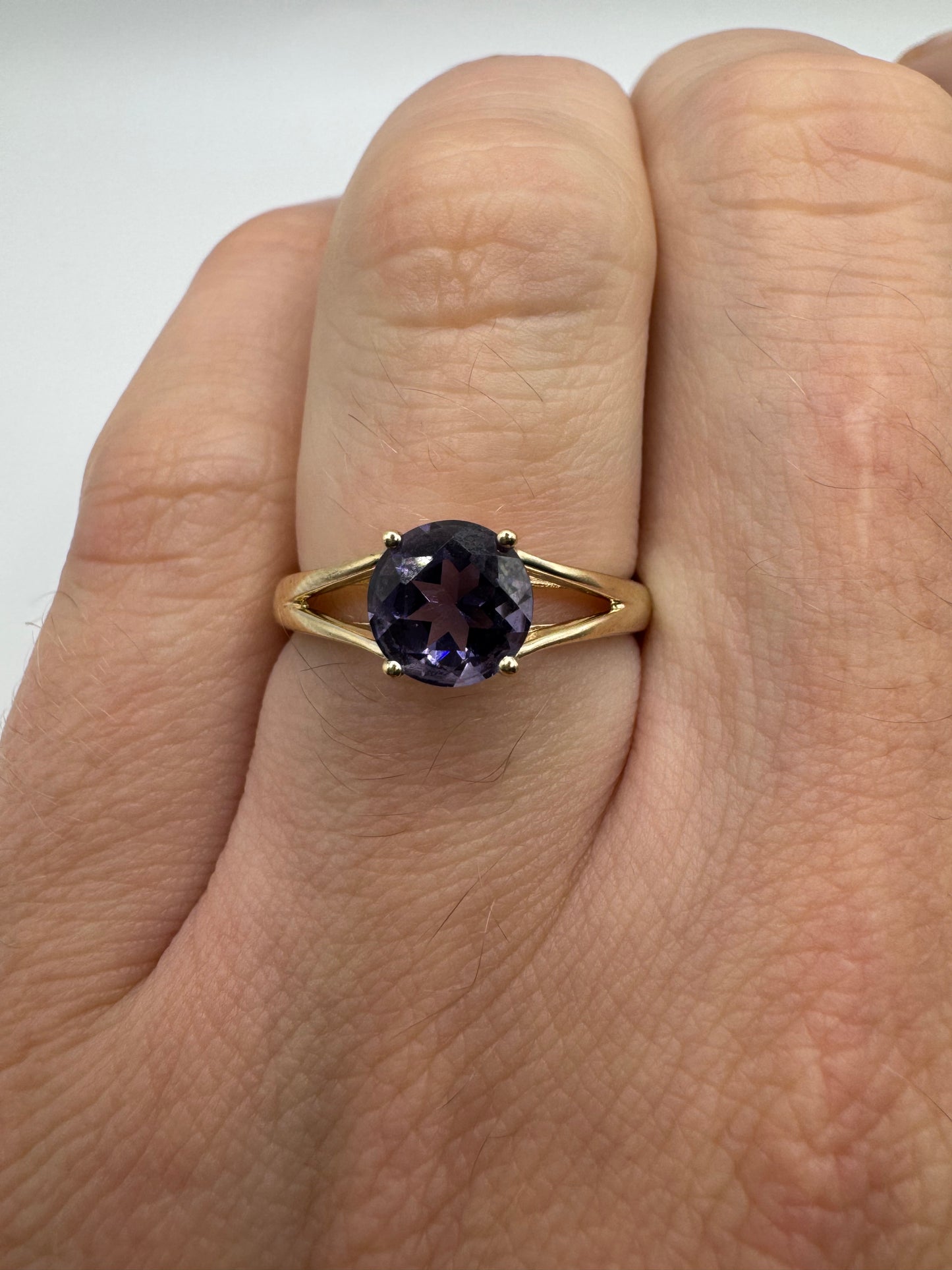 9ct gold tanzanite ring