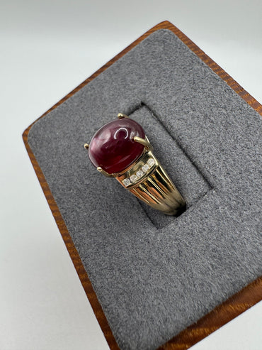 9ct gold star ruby and diamond ring