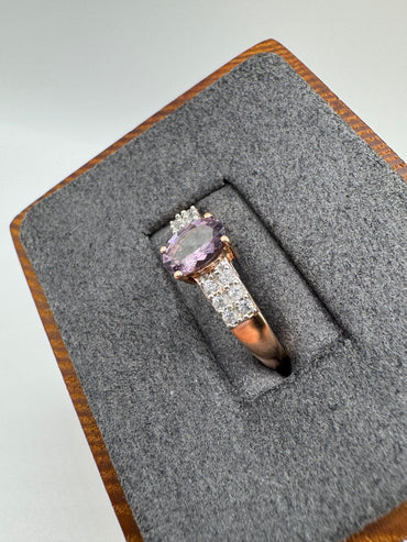 9ct gold amethyst and zircon ring