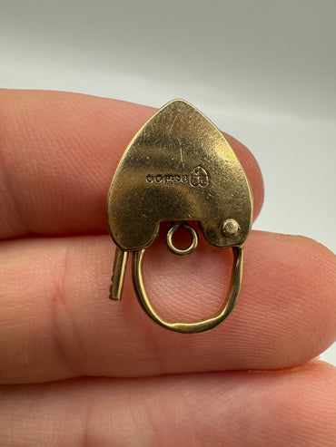 9ct gold padlock 14