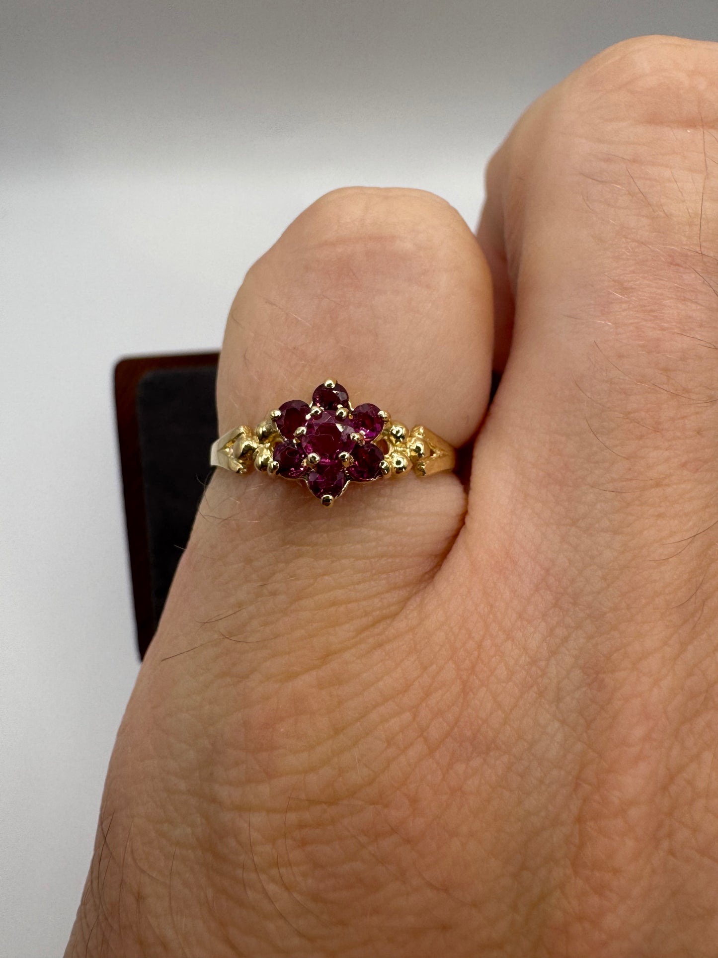 9ct gold ruby cluster ring
