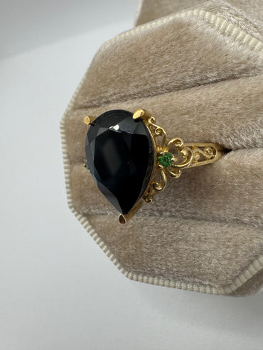 9ct gold tourmaline and demantoid garnet ring