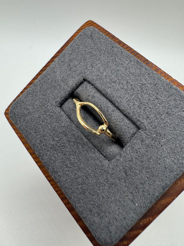 9ct gold wishbone ring