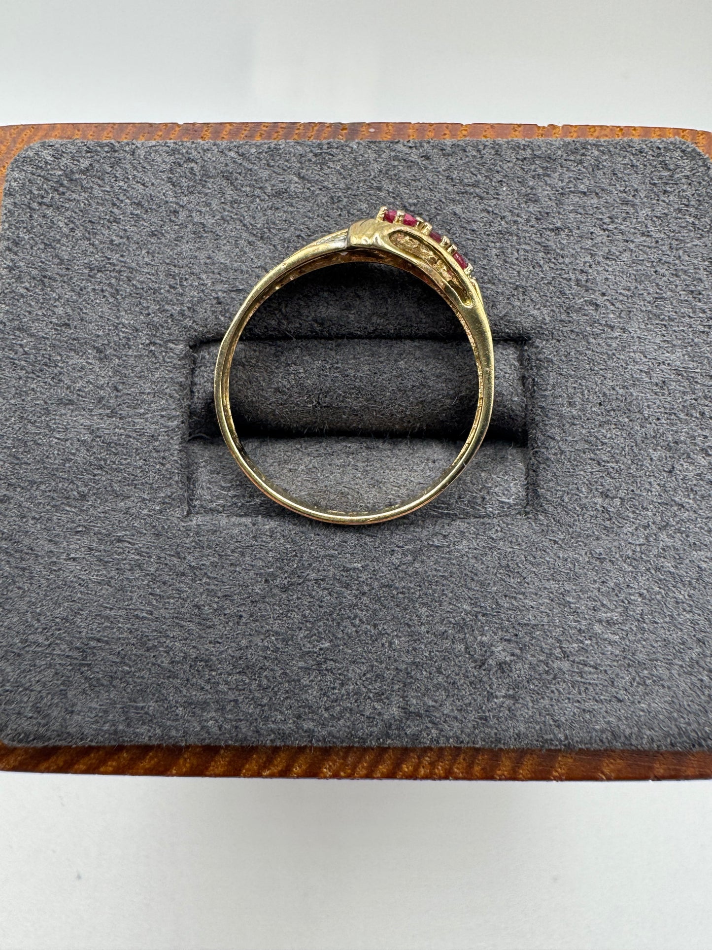 9ct gold ruby and diamond wishbone ring