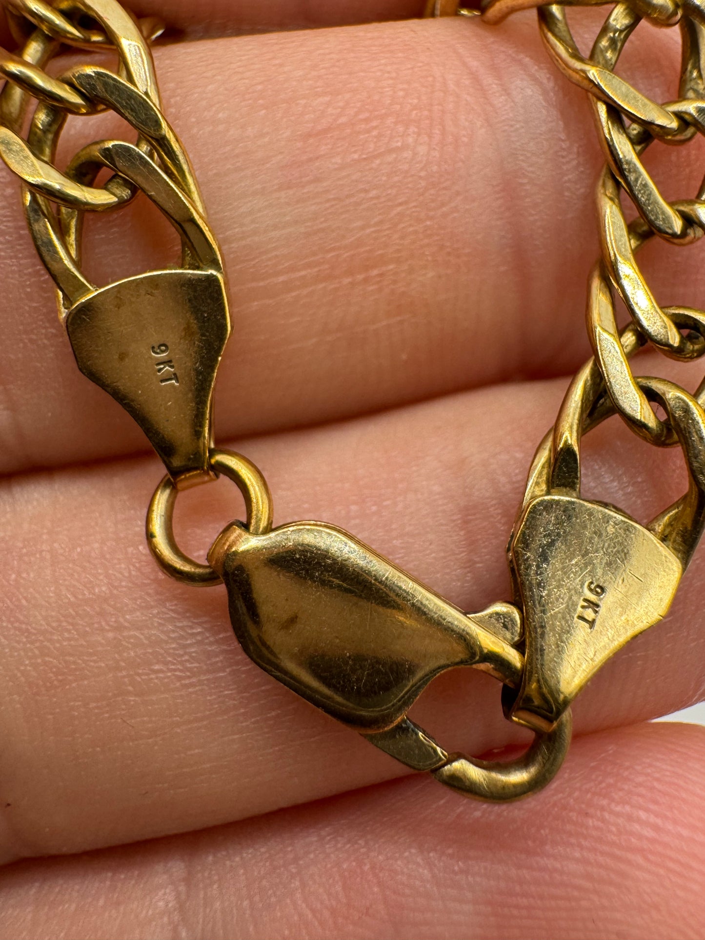 Very heavy 9ct gold chain 85 18”