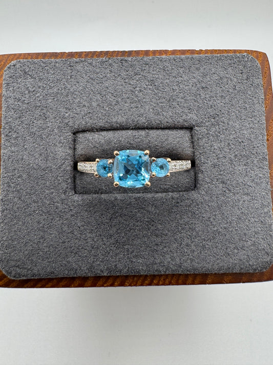 9ct rose gold topaz and diamond ring