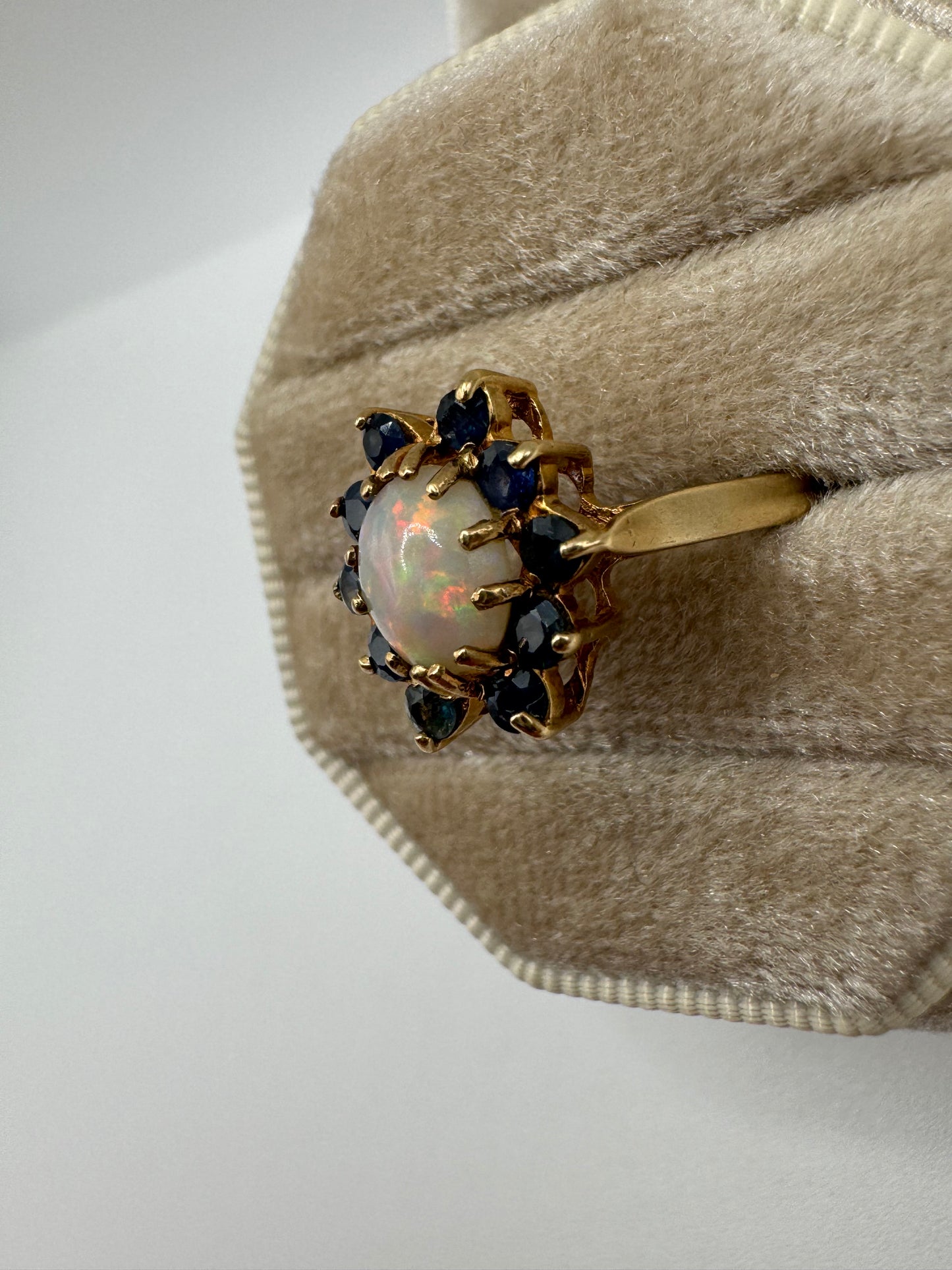 9ct gold opal and sapphire cluster ring