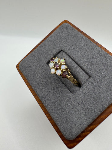 9ct gold amethyst and opal ring