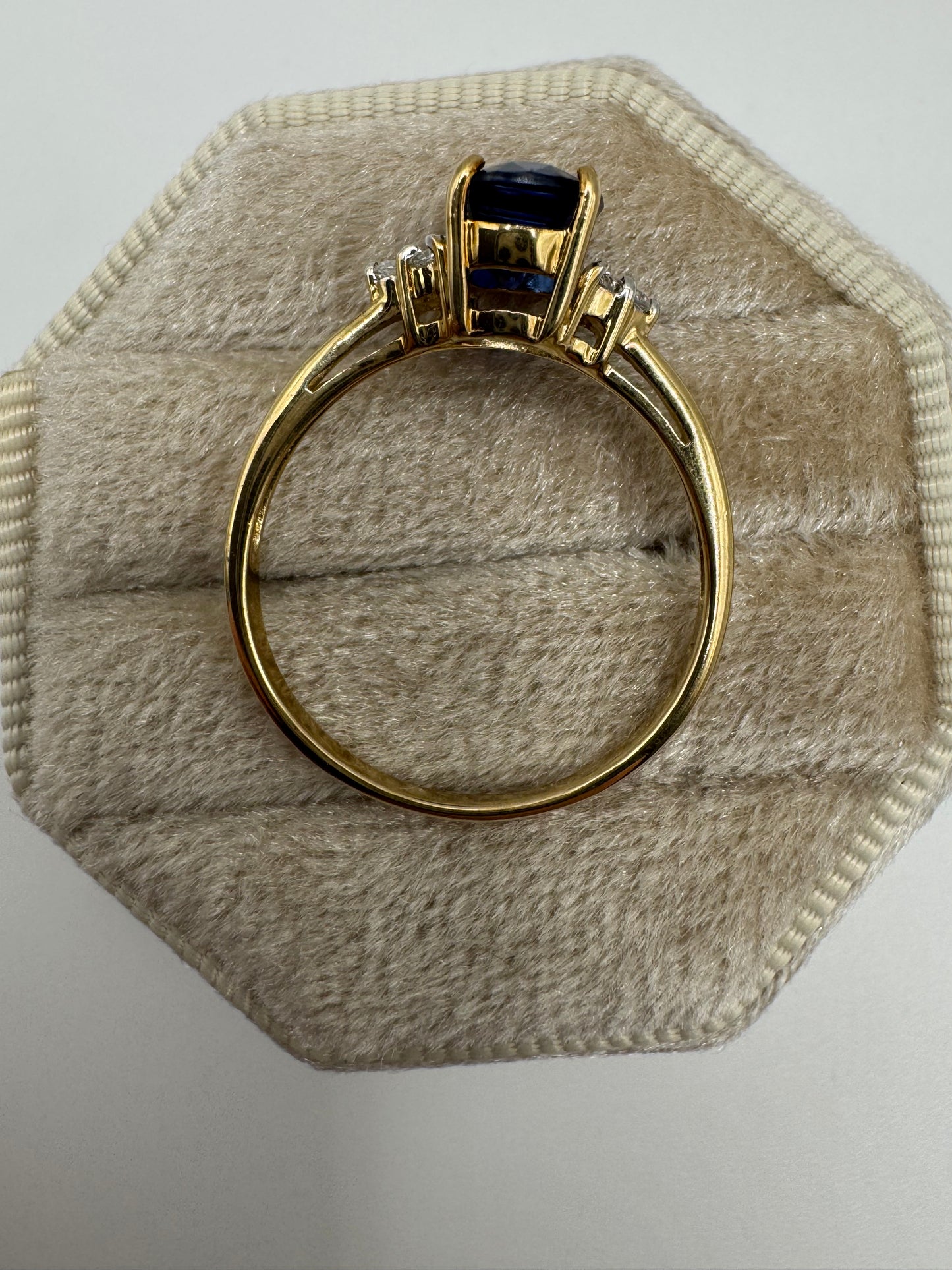 9ct gold kyanite and white spinel ring