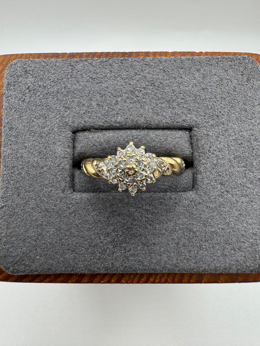 9ct gold diamond cluster ring