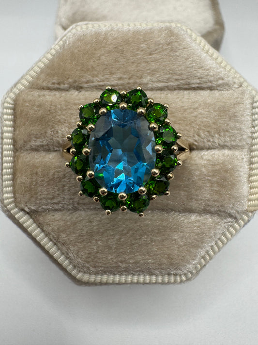 9ct gold topaz and diopside cluster ring