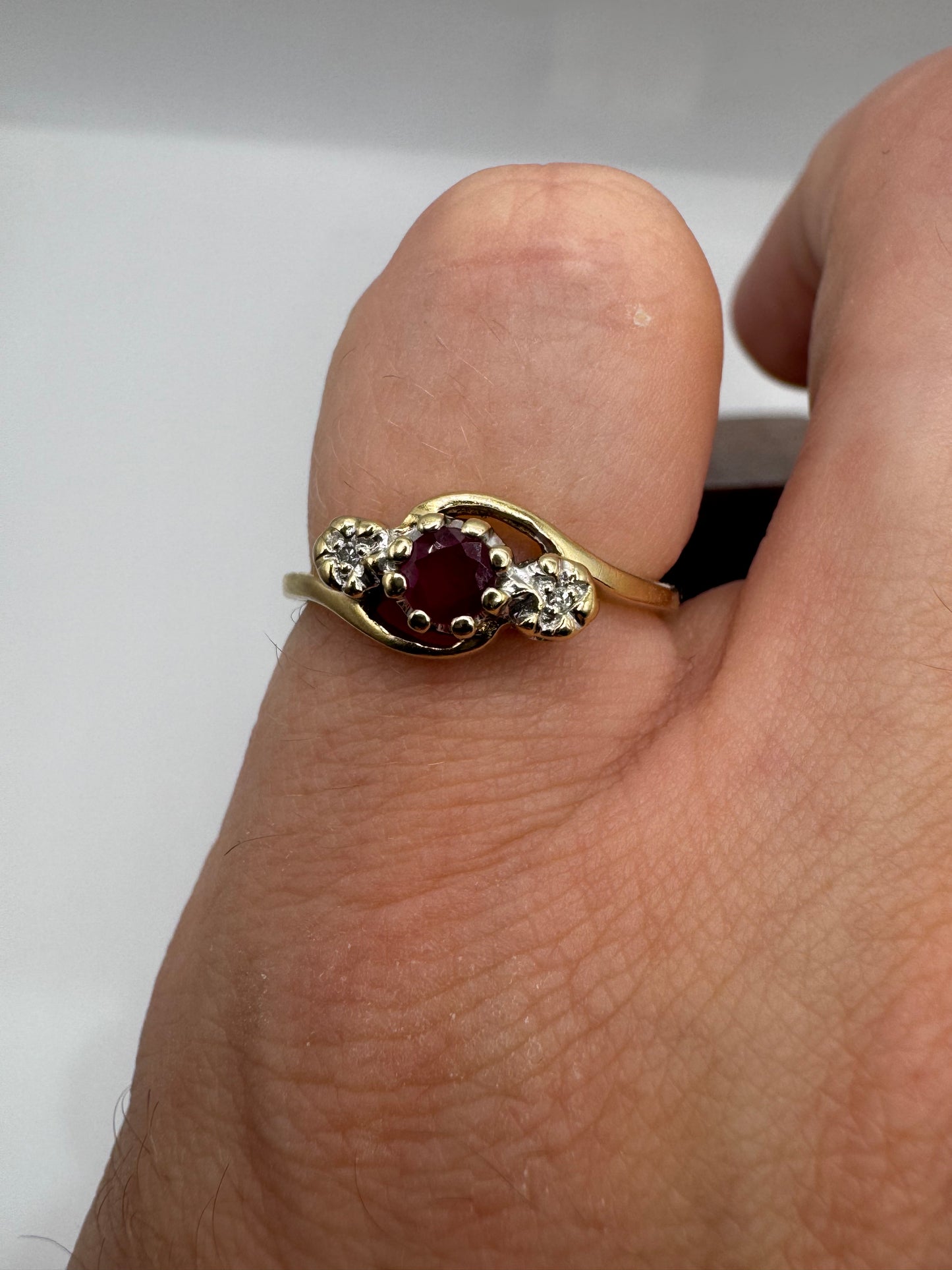 9ct gold ruby and diamond ring