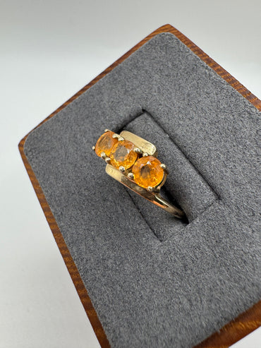 9ct gold topaz ring