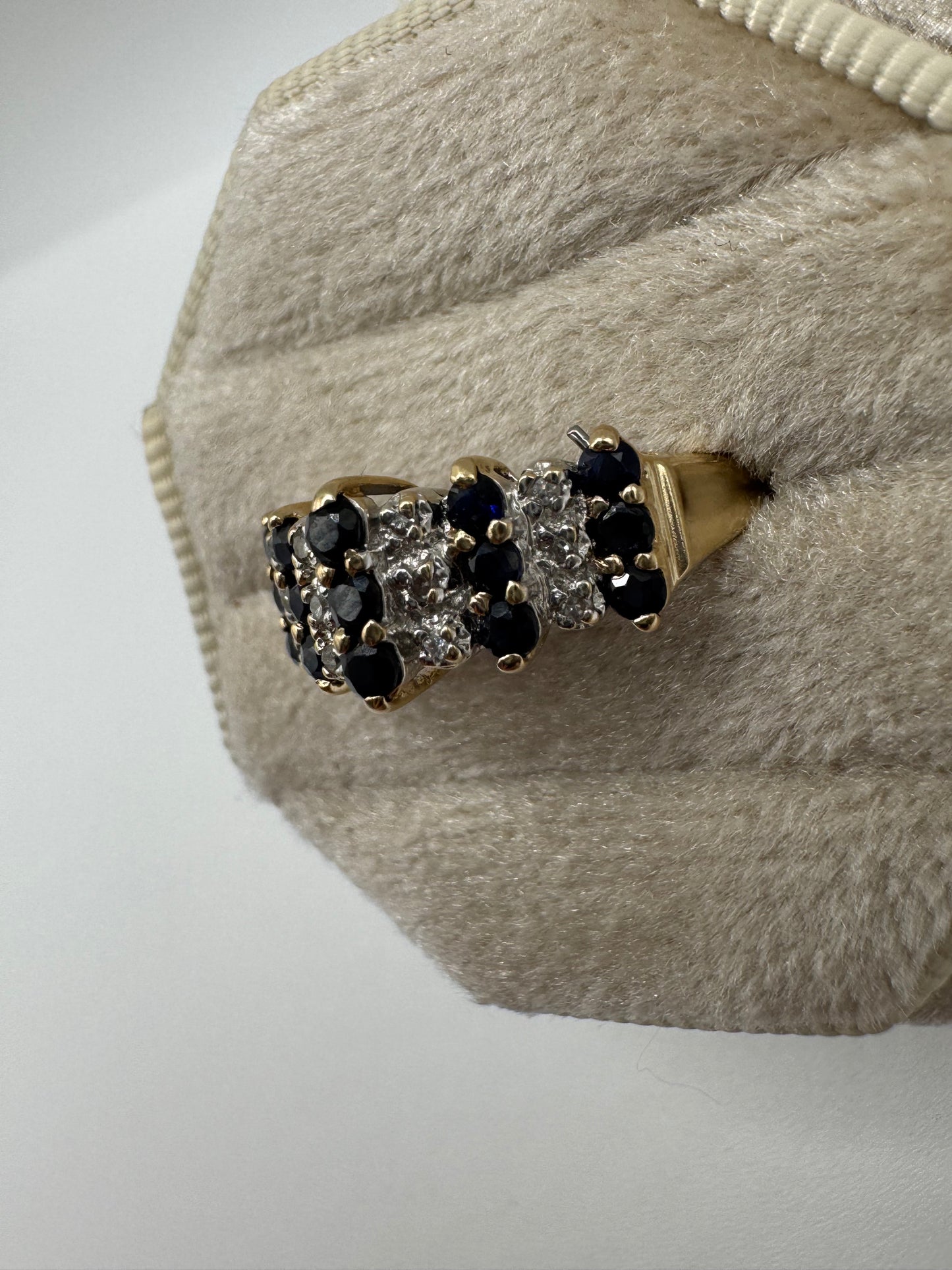 9ct gold sapphire and diamond ring