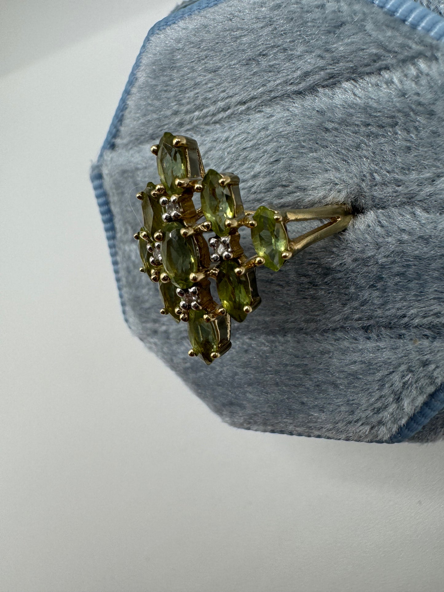 9ct gold quartz and diamond ring