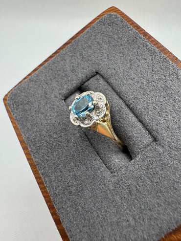 9ct gold blue topaz and diamond ring