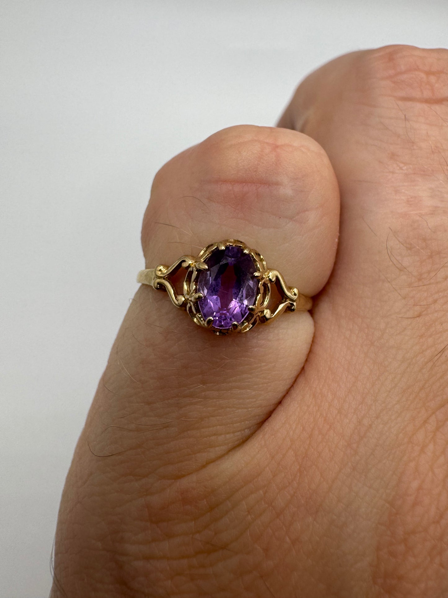 9ct gold amethyst ring