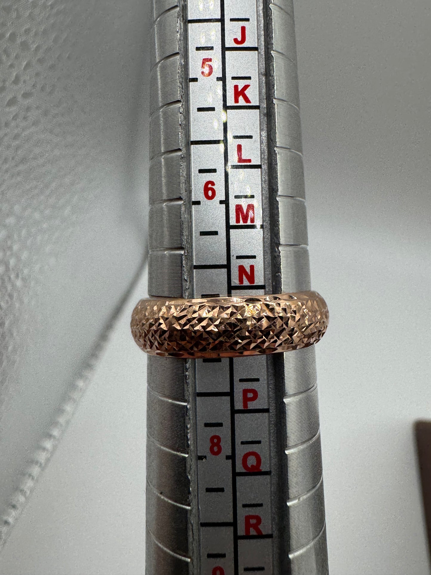 9ct rose gold textured band