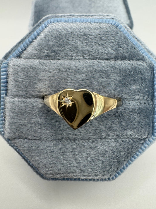 9ct gold diamond heart signet ring