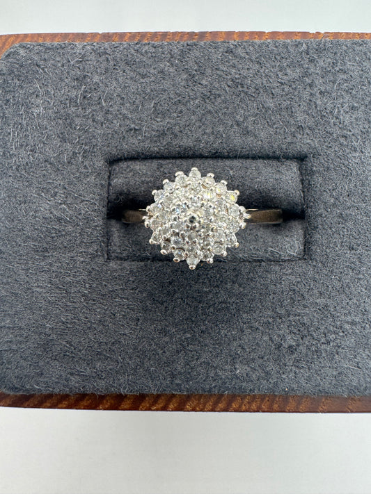 9ct gold 25 point diamond cluster ring