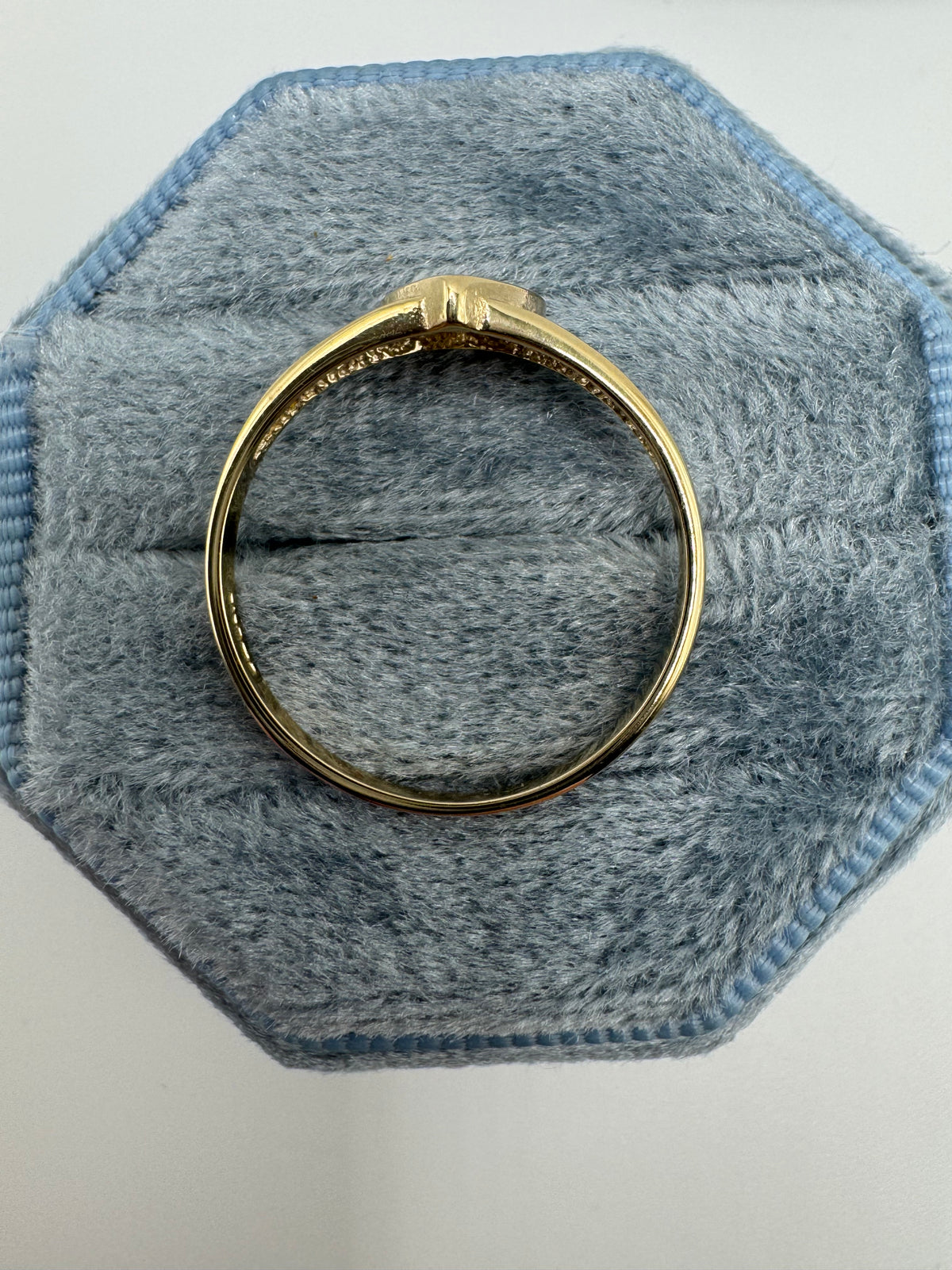 9ct gold heart ring