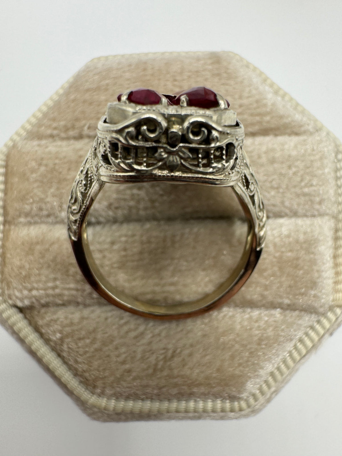 Heavy 9ct white gold art deco cameo, ruby and diamond spinner ring